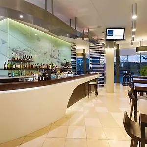 4* Отель Novotel Airport